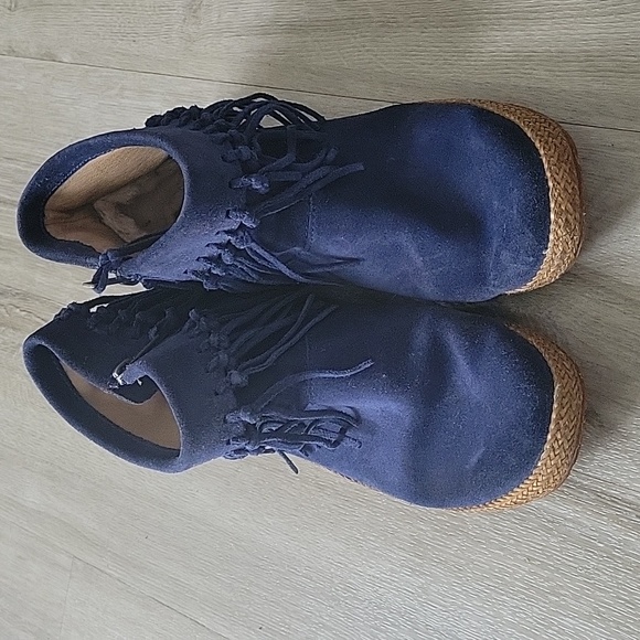 UGG Blue Suede Fringe Boots - Picture 2 of 6